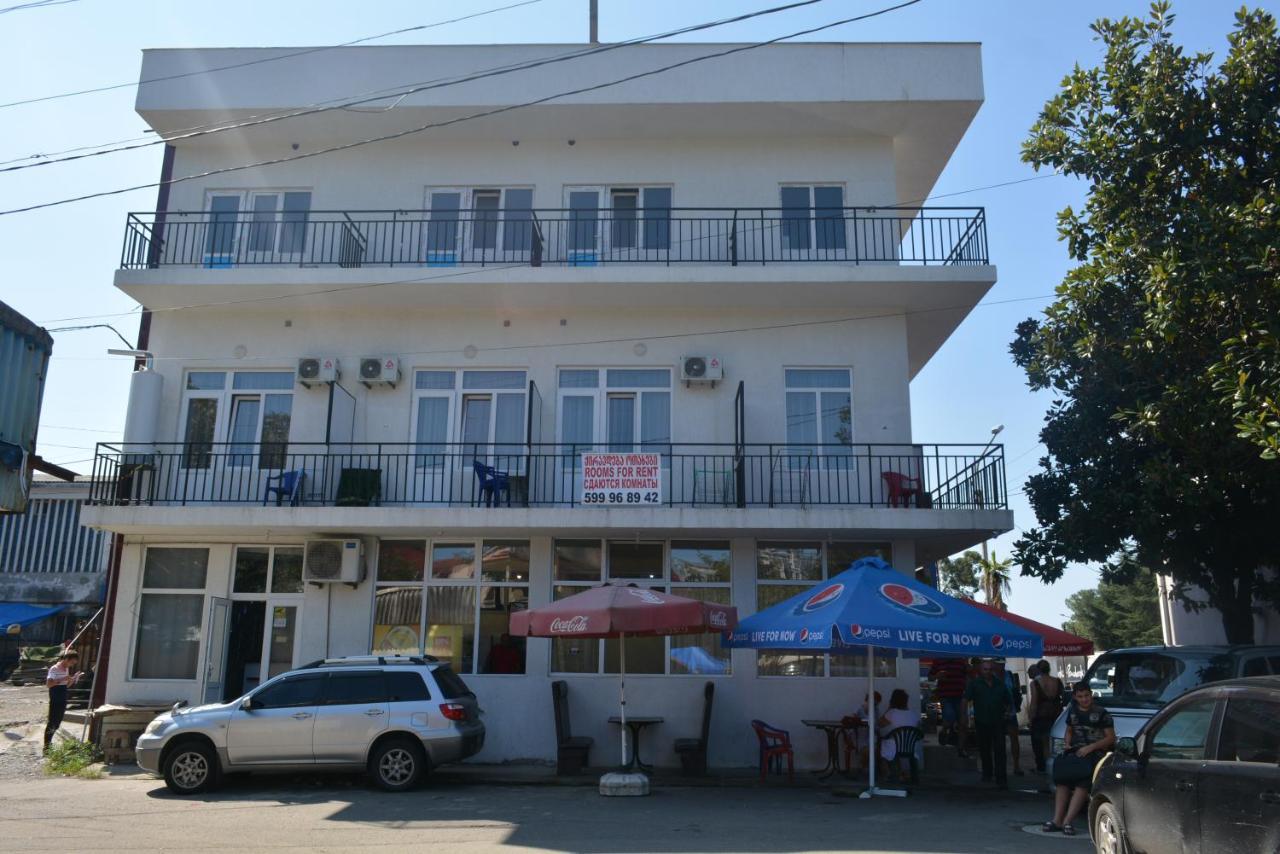 hotel niks Makhinjauri Buitenkant foto