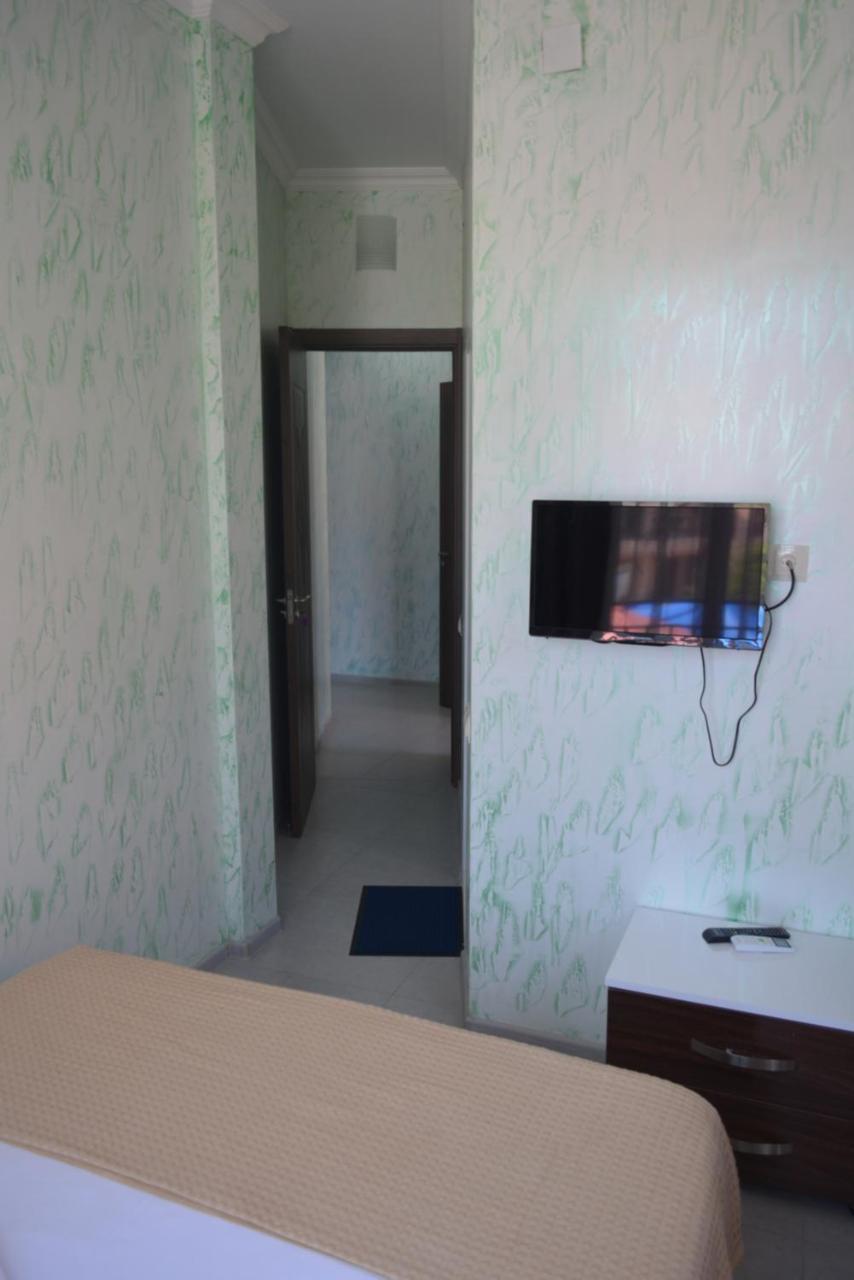 hotel niks Makhinjauri Buitenkant foto