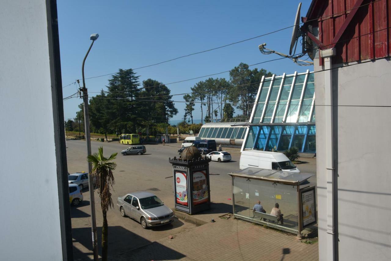 hotel niks Makhinjauri Buitenkant foto
